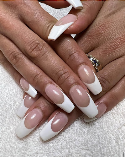 X-Nail & Spa Salon