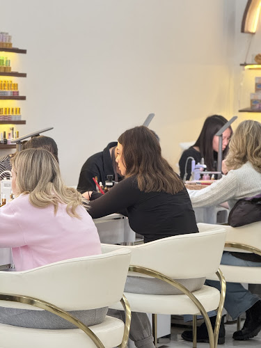 Zenn Nail Bar