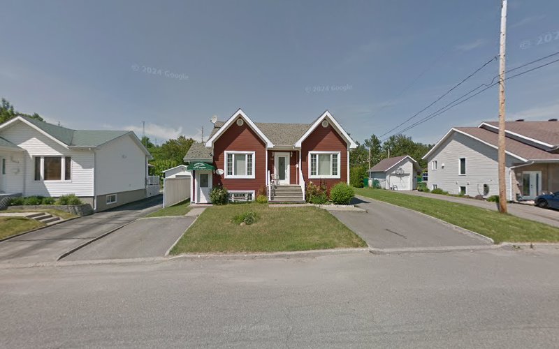 Centre Esthetique et Electrolyse Catherine Lavoie, salon d’ongles à La Baie, au Québec