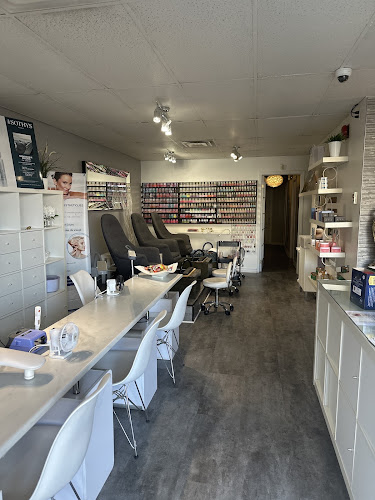 Chanthy Salon de Beauté