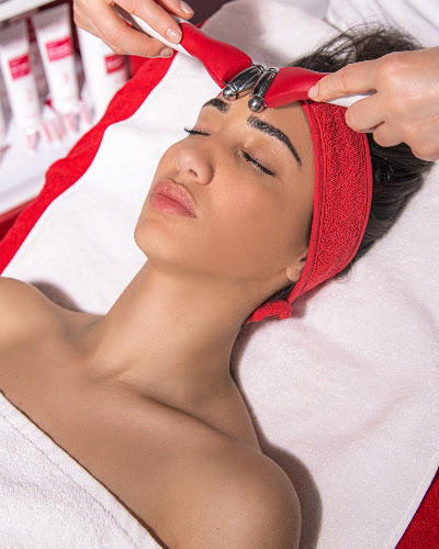 Esthétique Laser L'Image de Soie, nail salon in Varennes, Quebec