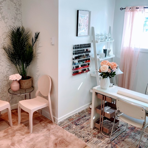 EVE BEAUTY ACADEMY