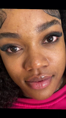 Labelle eyes