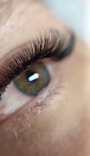 Élodie Artiste Ongles et cils