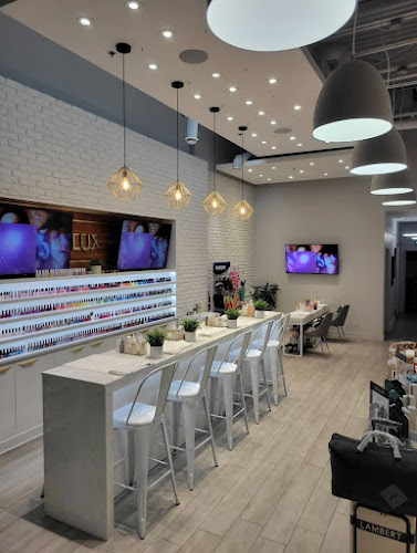 LUX bar à ongles & esthétique