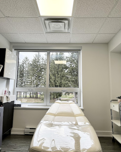 Manju Laser, salon d’ongles à Sainte-Geneviève, au Québec