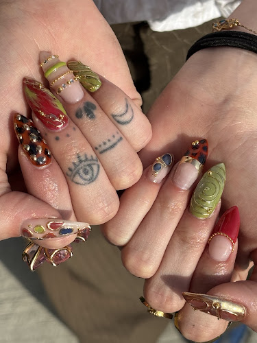 MANUCURE CLARA - ONGLES - MIRABEL