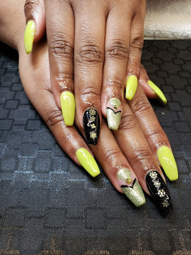 Nails Spa MK