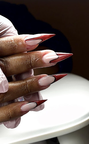 Nailzbydrey