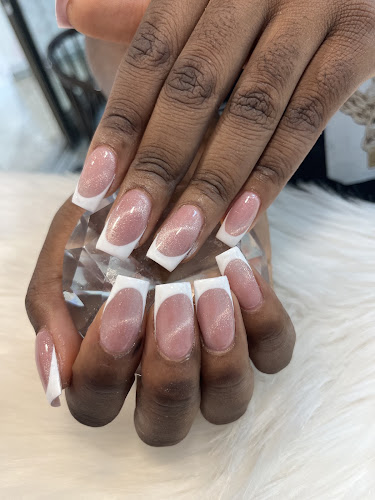 Ongles Domaine