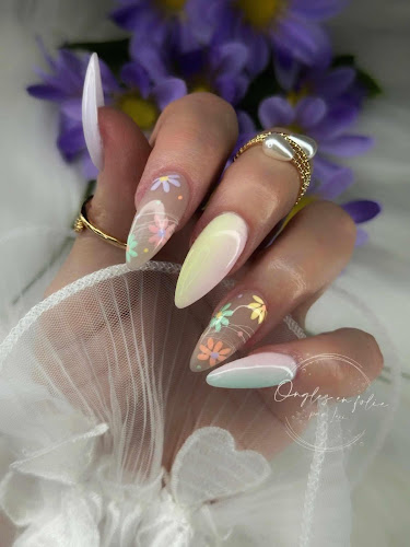 Ongles en folie par Lexi