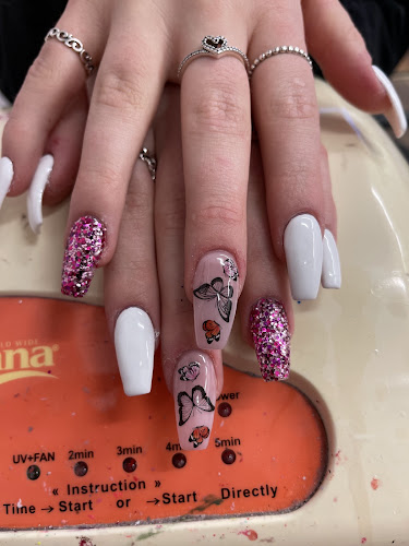 Ongles Hi-Tech