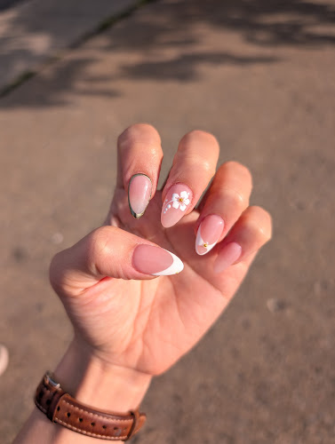 Ongles Magnifiques