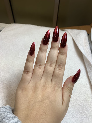 Ongles Queen Nails