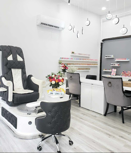 Ongles Studio LM5