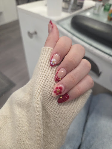 Regal Nails, Salon & Spa