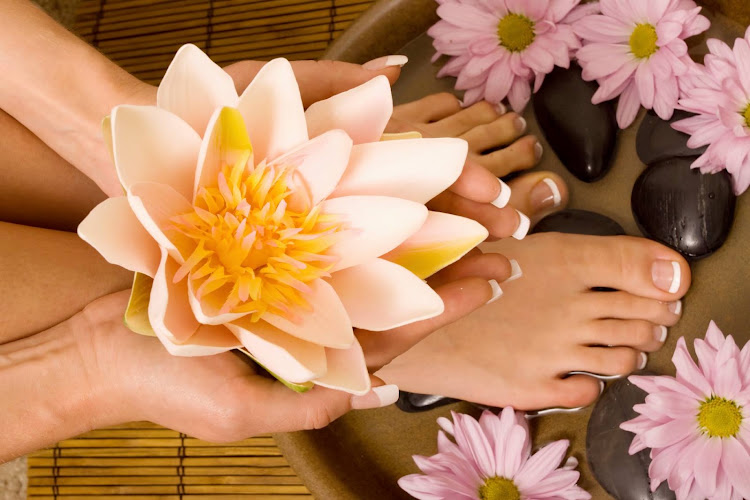 Regal Nails, Salon & Spa, salon d’ongles à Rosemère, au Québec