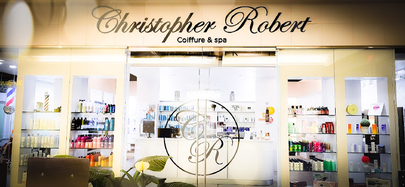 Salon Christopher Robert | Extension | Tatouage permanent | Rehaussement de cils | Perçage corporel | Région de Gatineau