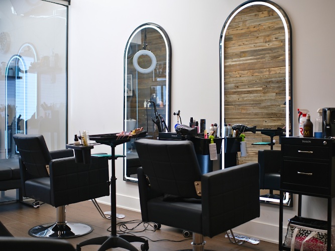 Salon diLAURO