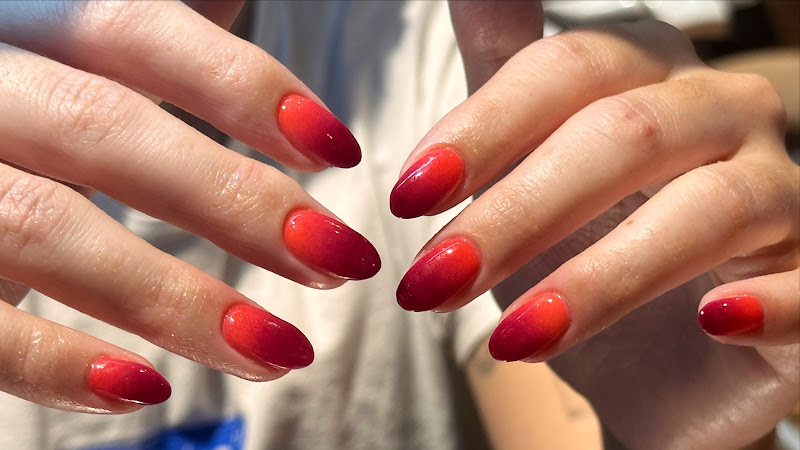 Salon Funky Nails & Spa