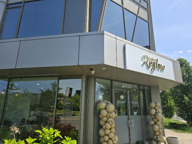 Salon Reglow