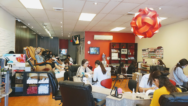 Spa ManiPedi - Westminster, salon d’ongles à Côte Saint-Luc, au Québec