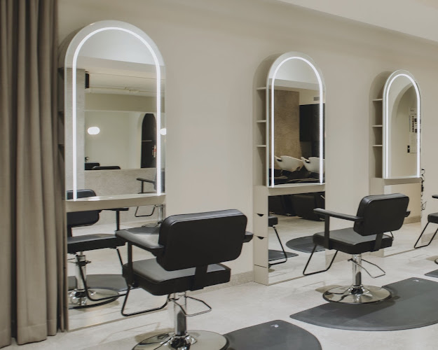 St-Laurent Coiffure and Spa Aveda