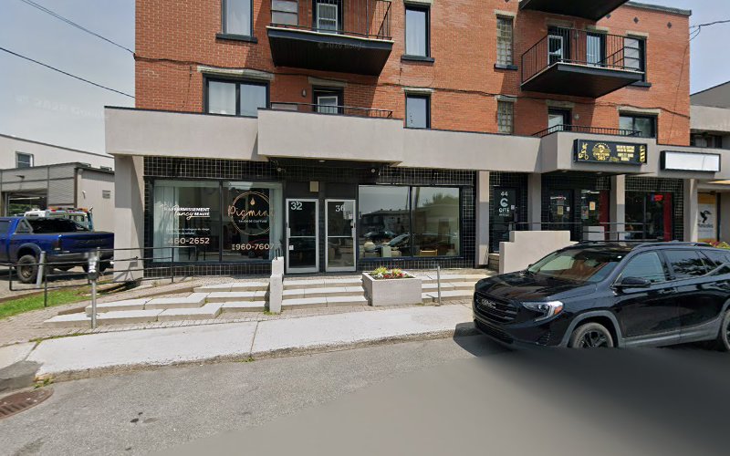 Studio 1993, nail salon in Victoriaville, Quebec