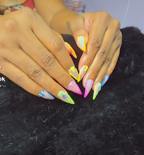 Xpress on Beauty Inc Lashes and Nails
