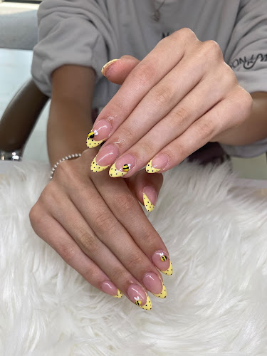 ATHENA NAIL LAWSON HEIGHT MALL