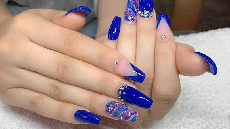 Cherry’s Nail and Spa (3rd Ave)
