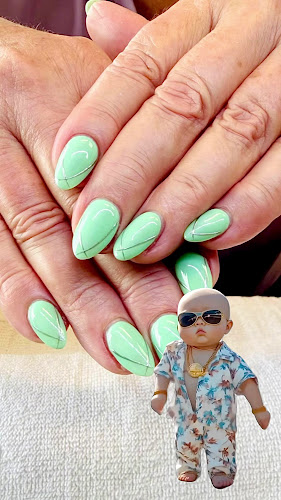 Diamond Nails