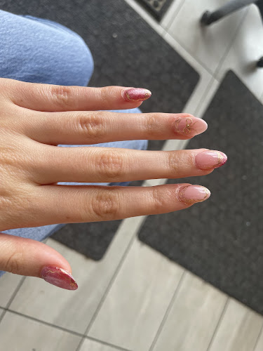 Hana Nails (1) (Slimmon Rd)