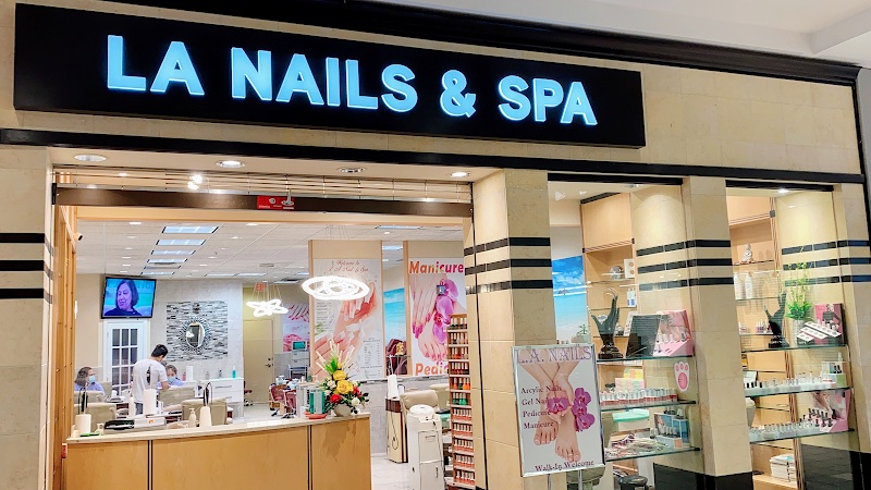 LA NAILS & SPA