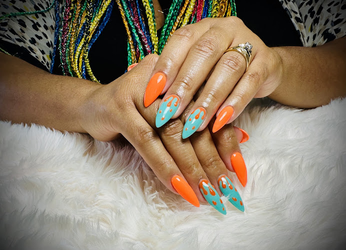 Lady Nails Salon