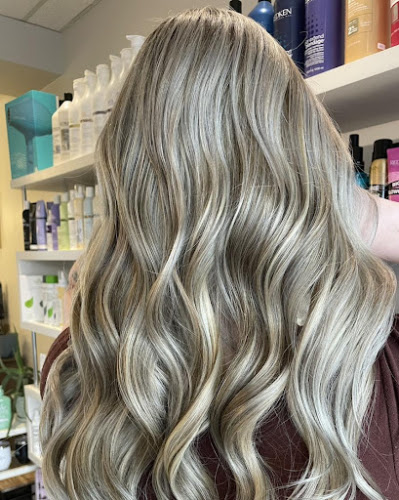 Luxe Hair Studio