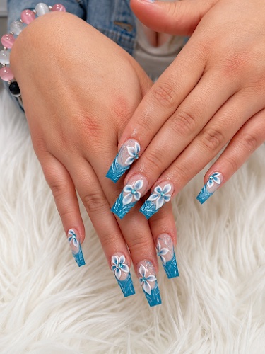 Phantastic Nails & Spa in Yorkton