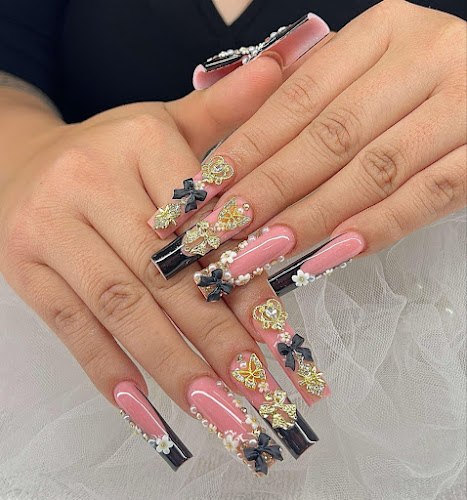 Queen Nails & Spa
