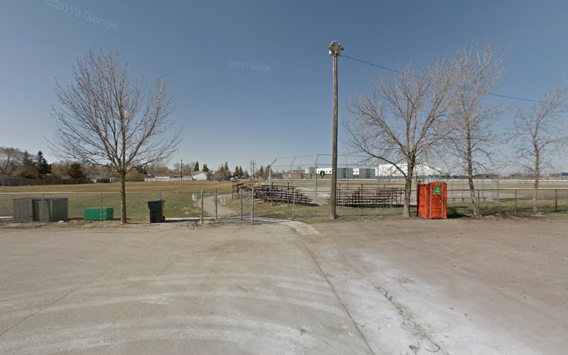 Trielice HeadQuarters, nail salon in Martensville, Saskatchewan